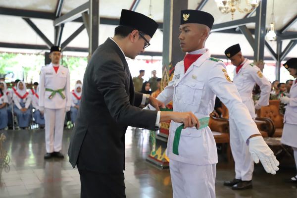 Gambar WhatsApp 2025-08-20 pukul 19.05.30_cc599d09